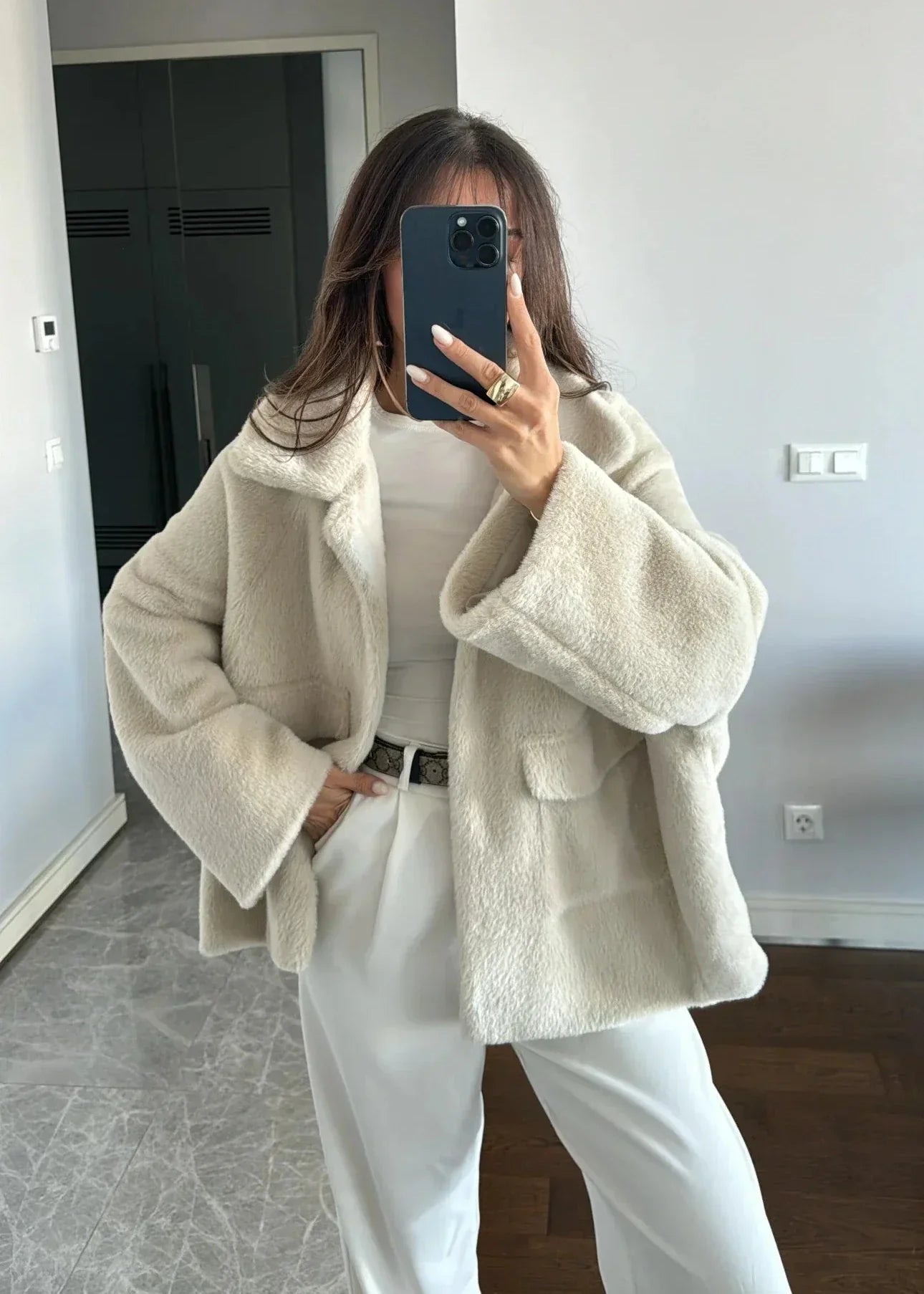 Selected Variant Image